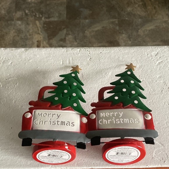 NWT Set of 2- Farm Truck Christmas Tree🎄 Merry Christmas Metal Candle🕯️Holders - Picture 6 of 14
